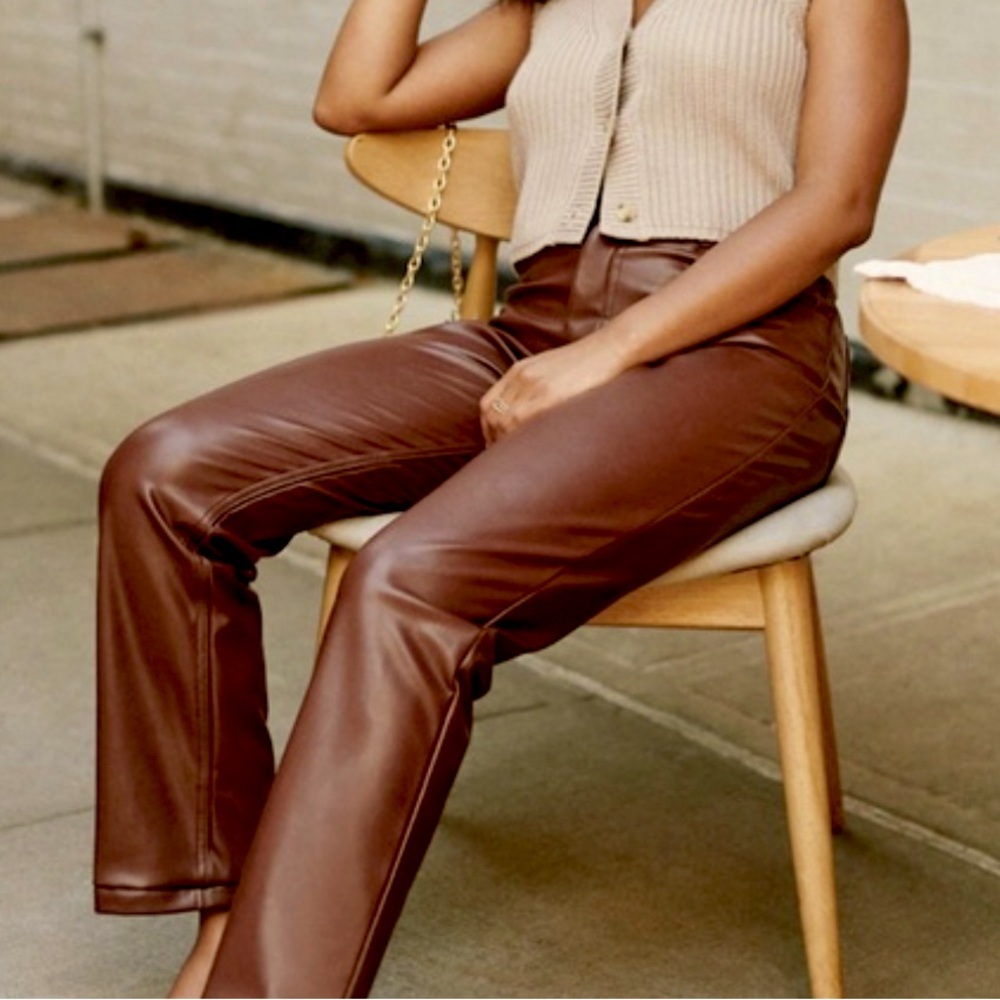 Abercrombie Vegan Leather 90s Straight Leg Ultra High Rise Pants - 26 X-Short